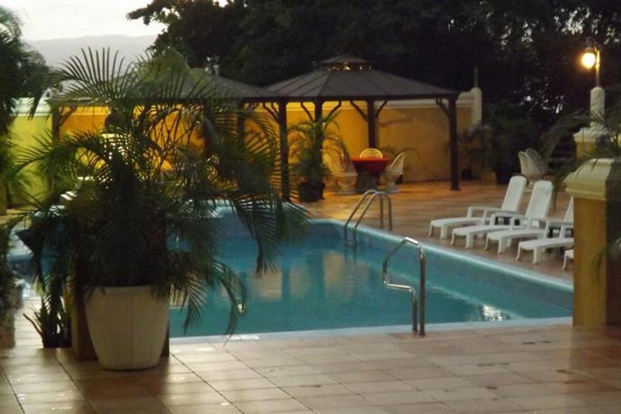 Grandiosa Hotel Montego Bay Exterior photo