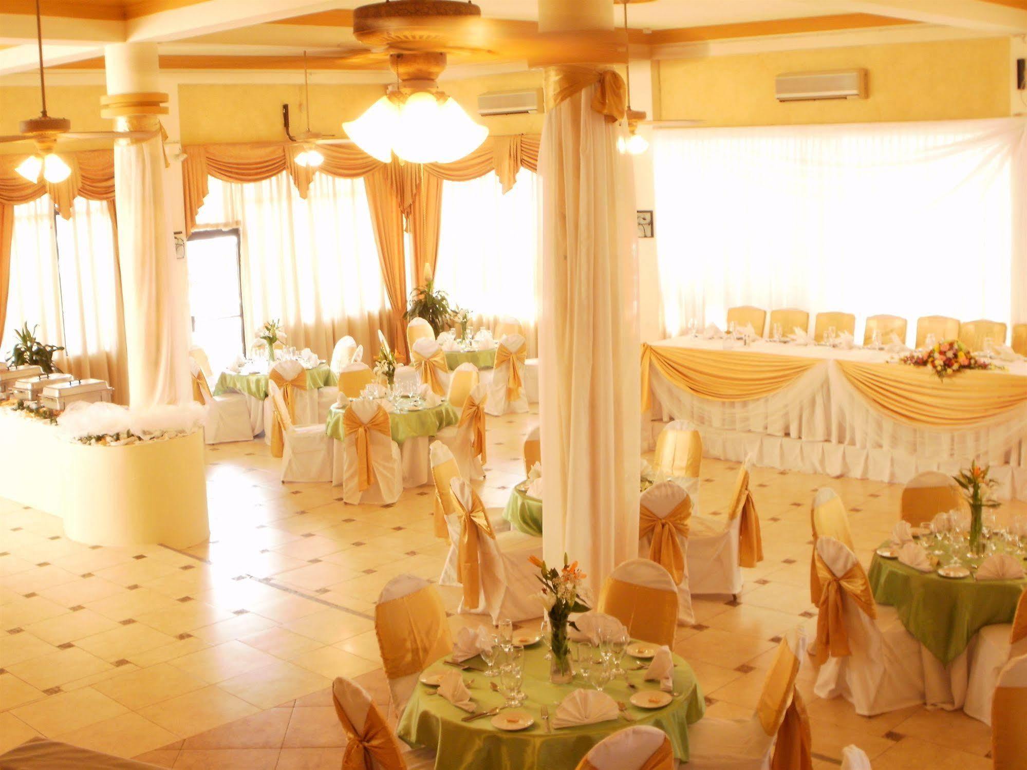Grandiosa Hotel Montego Bay Exterior photo