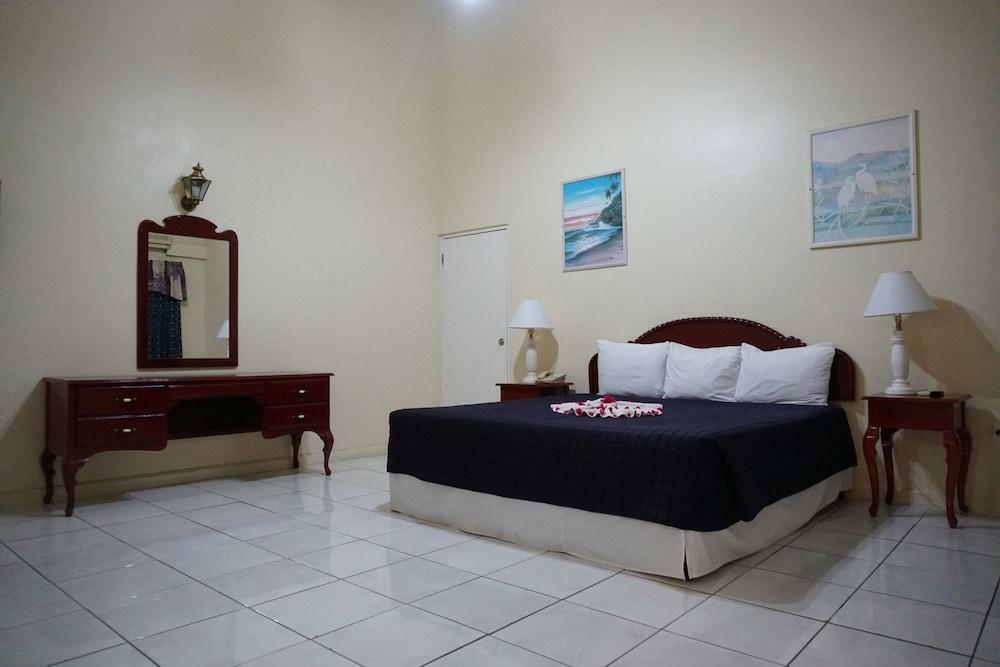 Grandiosa Hotel Montego Bay Exterior photo
